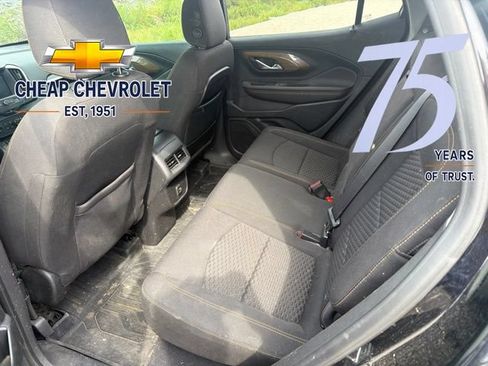 Used 2021 GMC Terrain SLE w/ Driver Convenience Package AWD/4WD image 6