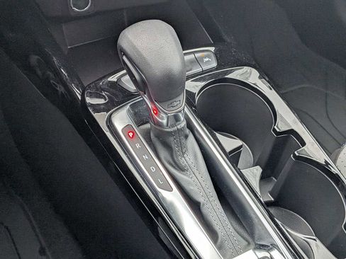 New 2025 Chevrolet Trax LT w/ Driver Confidence Package image 31