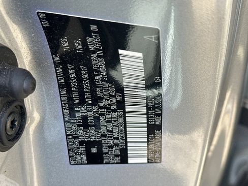 Used 2019 Toyota Sienna XLE w/ XLE Navigation Package FWD image 13
