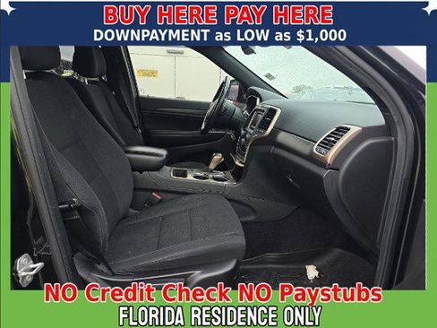 Used 2016 Jeep Grand Cherokee Laredo w/ Quick Order Package 23E image 12