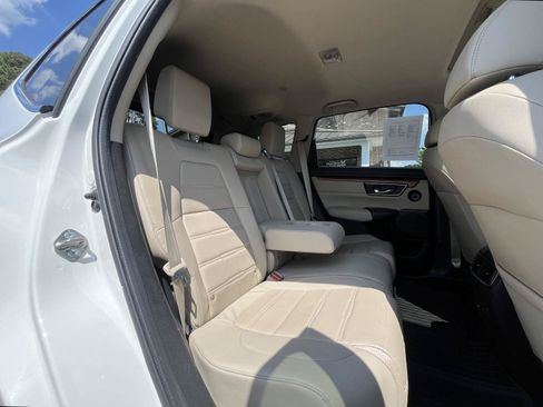 Used 2017 Honda CR-V Touring image 17