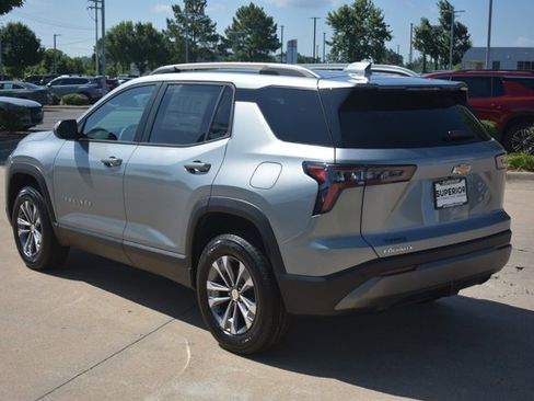 New 2026 Chevrolet Equinox LT FWD image 8