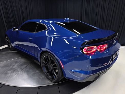 Used 2021 Chevrolet Camaro SS RWD image 47