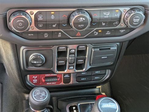 New 2026 Jeep Gladiator Mojave image 20