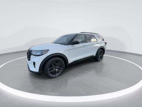 New 2026 Ford Explorer ST w/ Sun And Sound Package image 4