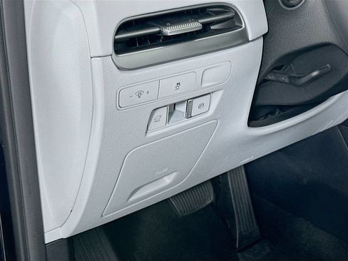 Certified 2025 Hyundai Palisade SEL FWD image 10