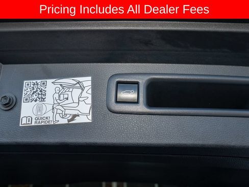 Used 2024 Toyota Highlander XSE AWD/4WD image 4
