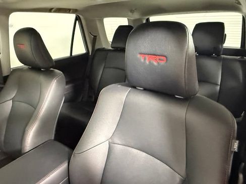 Used 2024 Toyota 4Runner TRD Off-Road Premium w/ Moonroof Package AWD/4WD image 36