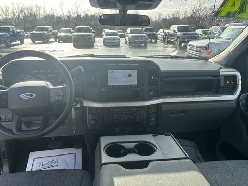 Used 2024 Ford F250 XLT image 15