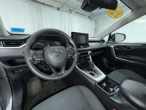 Certified 2021 Toyota RAV4 LE image 14