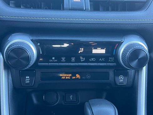 Certified 2022 Toyota RAV4 LE image 20