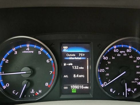 Used 2018 Toyota RAV4 LE w/ All Weather Liner Package AWD/4WD image 26