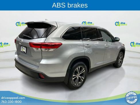 Used 2019 Toyota Highlander Plus image 5