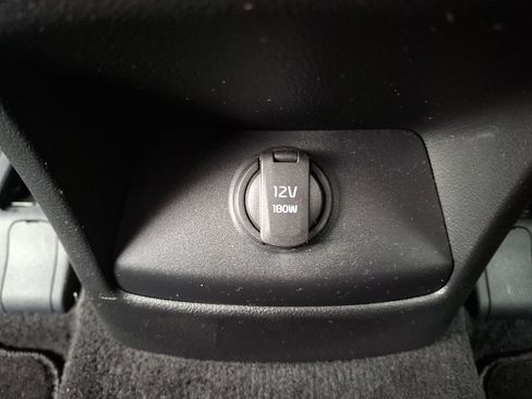 Used 2022 Kia Sportage LX image 11