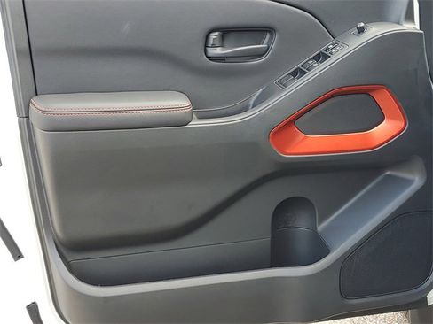 New 2026 Nissan Frontier PRO-4X image 25