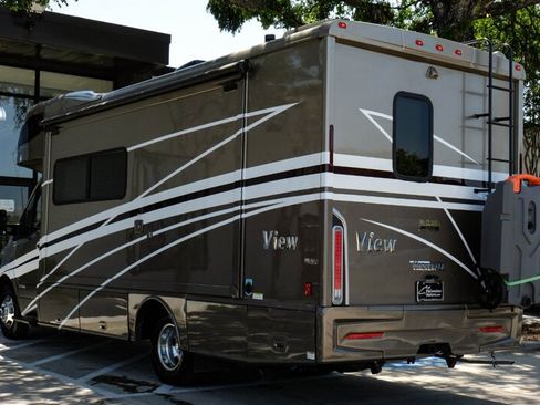 Used 2020 Mercedes-Benz Sprinter 3500 image 7