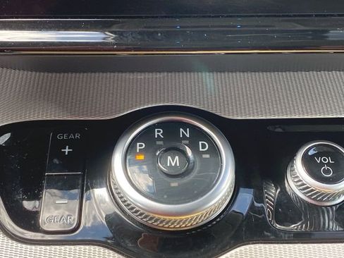 Used 2025 Ford Expedition Active AWD/4WD image 16