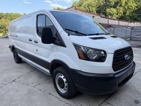 Used 2019 Ford Transit 250 148 Low Roof RWD image 16