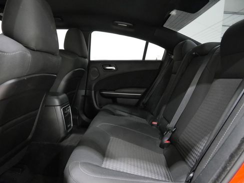 Used 2019 Dodge Charger Scat Pack w/ Harman/Kardon Audio Group RWD image 23