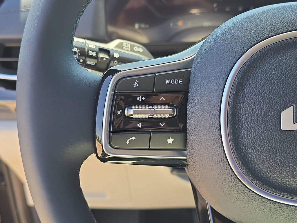 New 2026 Kia Carnival SX Prestige FWD image 31