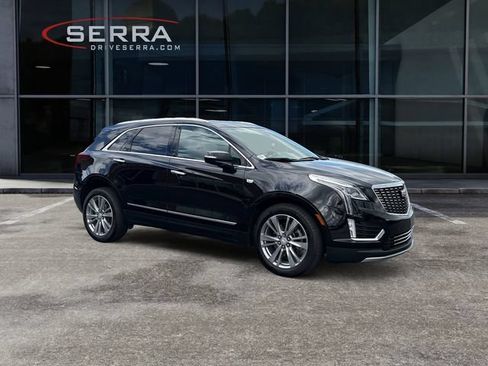 Used 2024 Cadillac XT5 Premium Luxury w/ LPO, Floor Liner Package AWD/4WD image 7