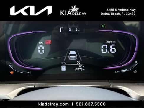 Used 2024 Kia Telluride LX FWD image 27