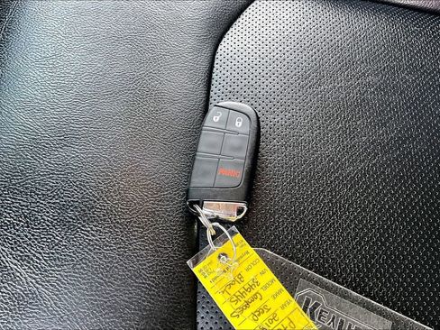 Used 2018 Jeep Compass Limited AWD/4WD image 33