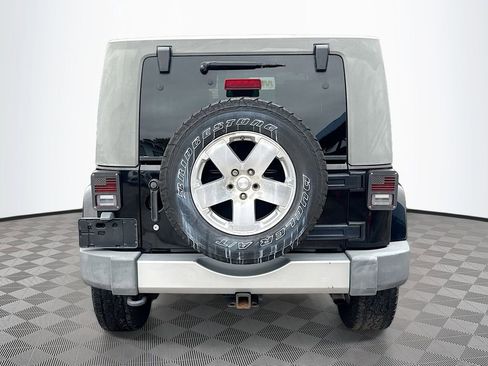 Used 2009 Jeep Wrangler Unlimited Sahara w/ Trailer Tow Group image 7