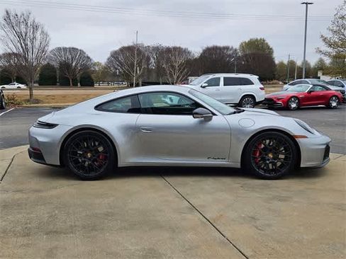 Used 2026 Porsche 911 Carrera GTS image 9