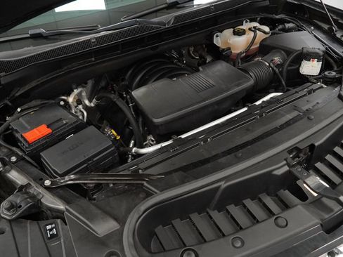 Used 2024 Chevrolet Suburban Premier image 53