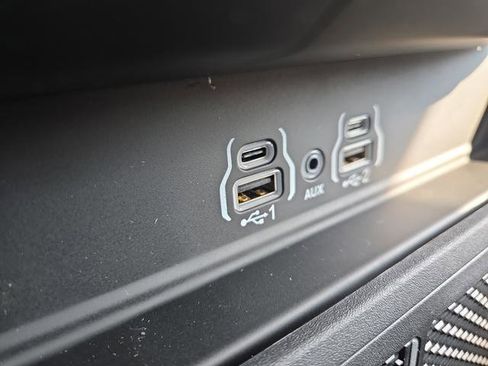 New 2026 RAM 1500 Big Horn AWD/4WD image 24