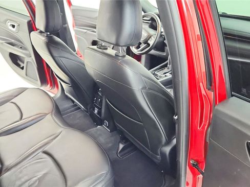 Used 2022 Jeep Compass Limited image 26