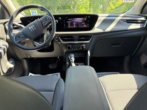 Used 2024 Buick Encore GX Preferred w/ Comfort Package AWD/4WD image 18