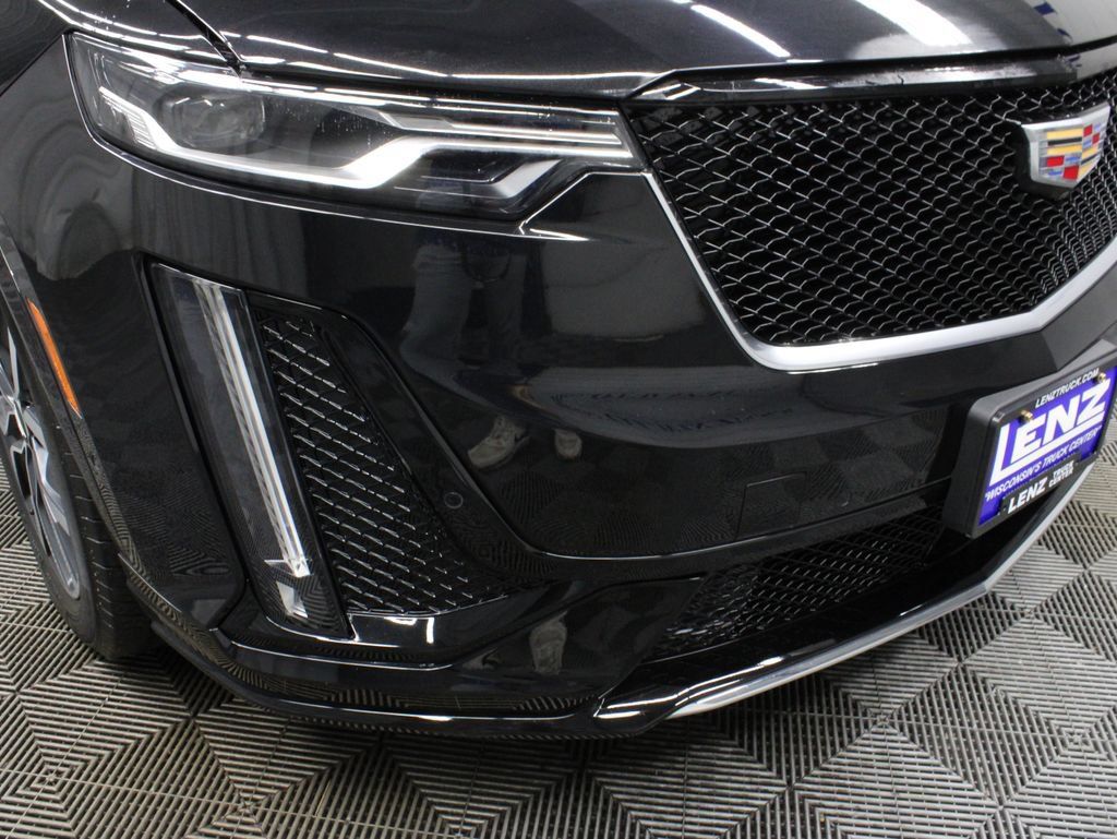 Used 2022 Cadillac XT6 Sport w/ Technology Package AWD/4WD image 57