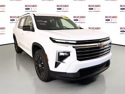 Used 2026 Chevrolet Traverse LT w/ Sun and Wheel Package