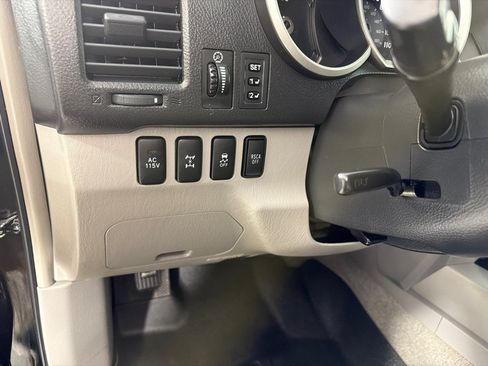 Used 2008 Toyota 4Runner Limited AWD/4WD image 13