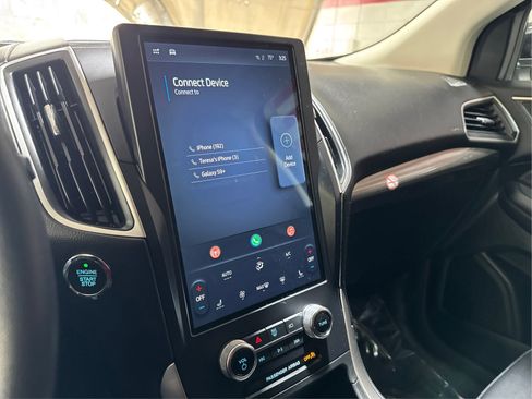 Used 2024 Ford Edge SEL image 13