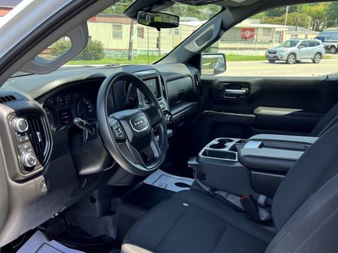 Used 2022 GMC Sierra 1500 Pro w/ Pro Value Package AWD/4WD image 9