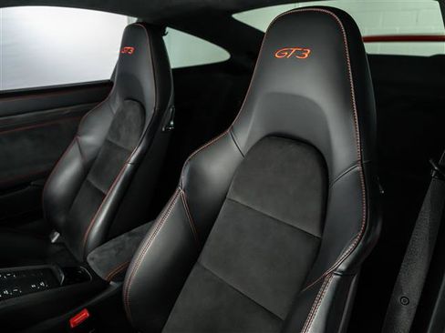 Certified 2019 Porsche 911 GT3 image 5