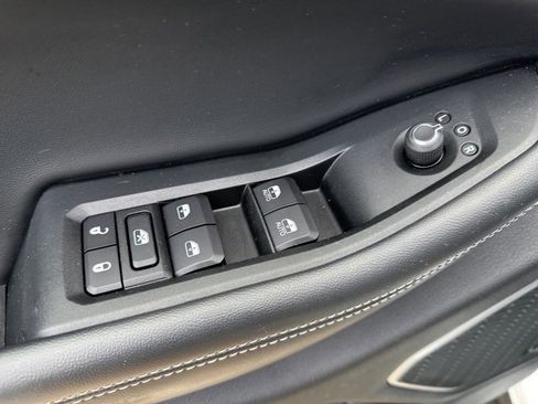 Used 2021 Jeep Grand Cherokee L Limited image 32