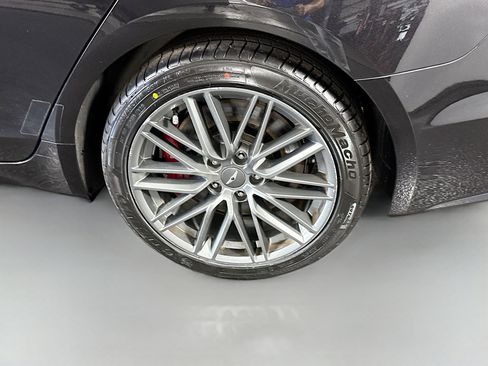 Used 2019 Genesis G70 3.3T Advanced AWD/4WD image 37