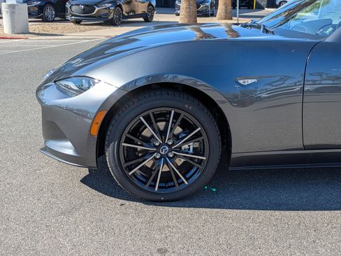 New 2026 MAZDA MX-5 Miata RF Grand Touring w/ Weather Package RWD image 15