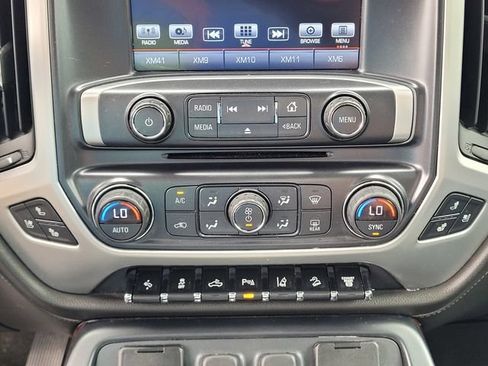 Used 2016 GMC Sierra 2500 SLT w/ Duramax Plus Package AWD/4WD image 21