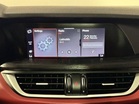 Used 2021 Alfa Romeo Stelvio Sprint w/ Nero Edizione RWD image 20
