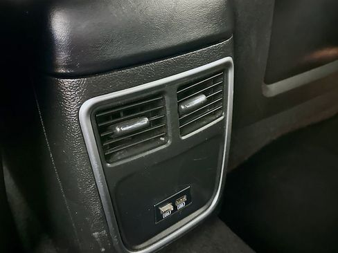 Used 2019 Chrysler 300 Touring w/ Sport Appearance Package image 30