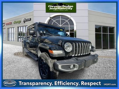 Used 2022 Jeep Gladiator Overland w/ Popular Equipment Package