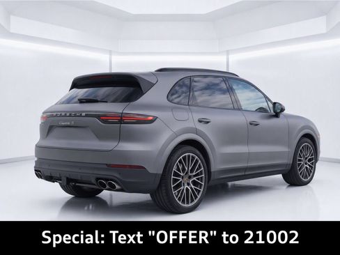 Used 2020 Porsche Cayenne S AWD/4WD image 4