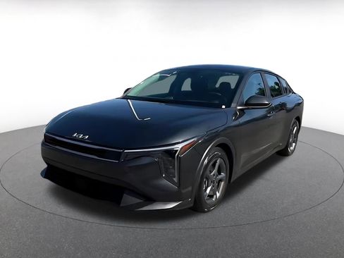 Used 2025 Kia K4 FWD image 7