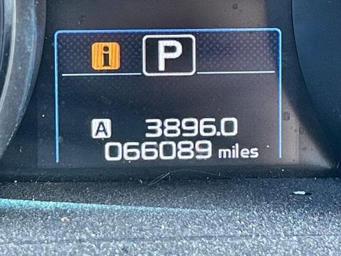 Used 2016 Subaru Legacy 2.5i Premium image 39