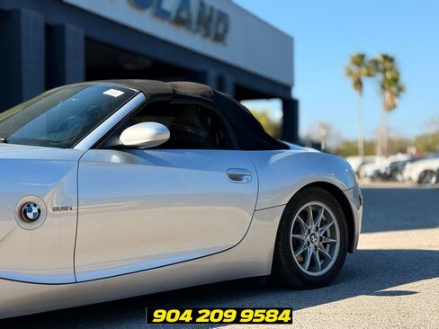 Used 2003 BMW Z4 2.5i RWD image 3